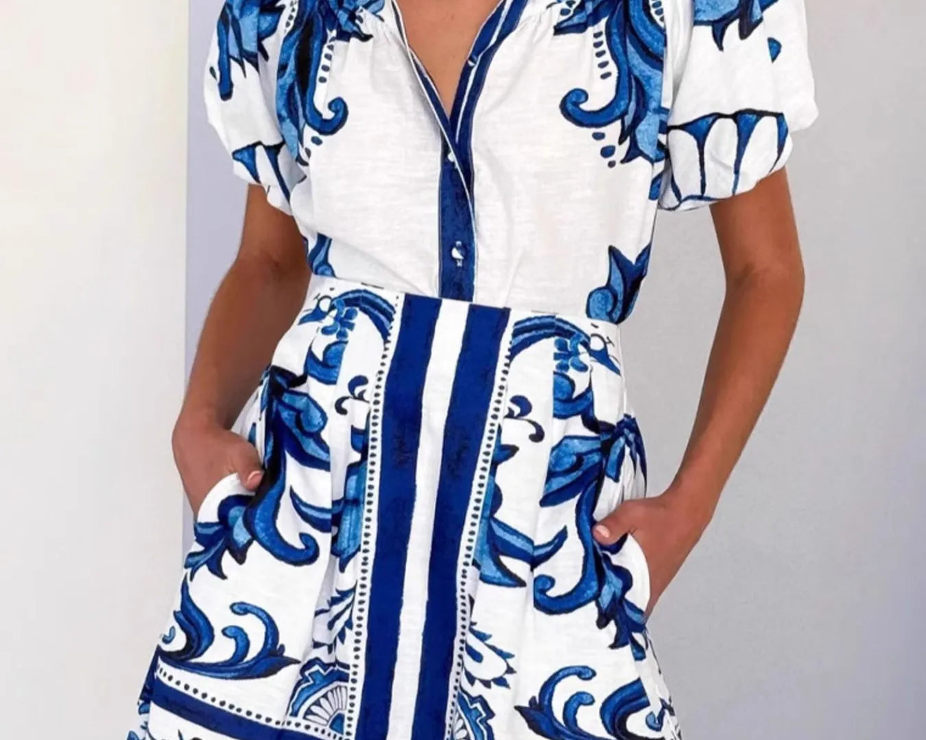 NEWYORKLISTED STYLE COLLECTION: Printed Puff Sleeve Top and Skirt Set