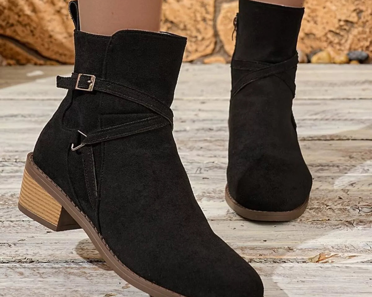 0a5945256a424f35bffcbf068b3c987f-Max-Origin