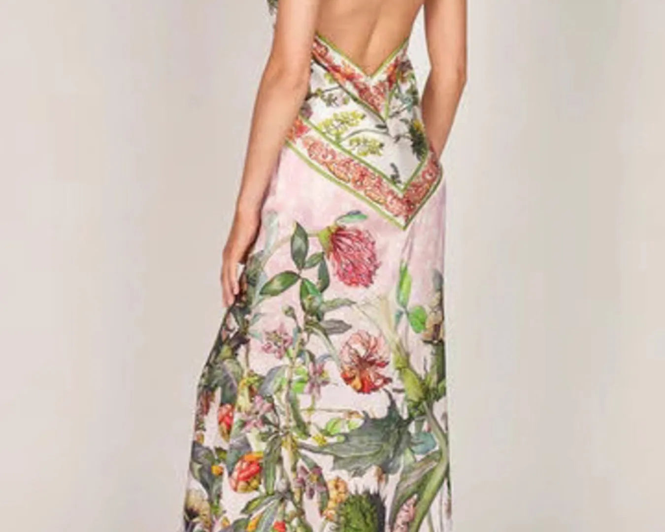 NEWYORKLISTED STYLE COLLECTION: Printed Halter Neck Backless Maxi Dress – Statement Style for Bold Summer Moments - Sideview