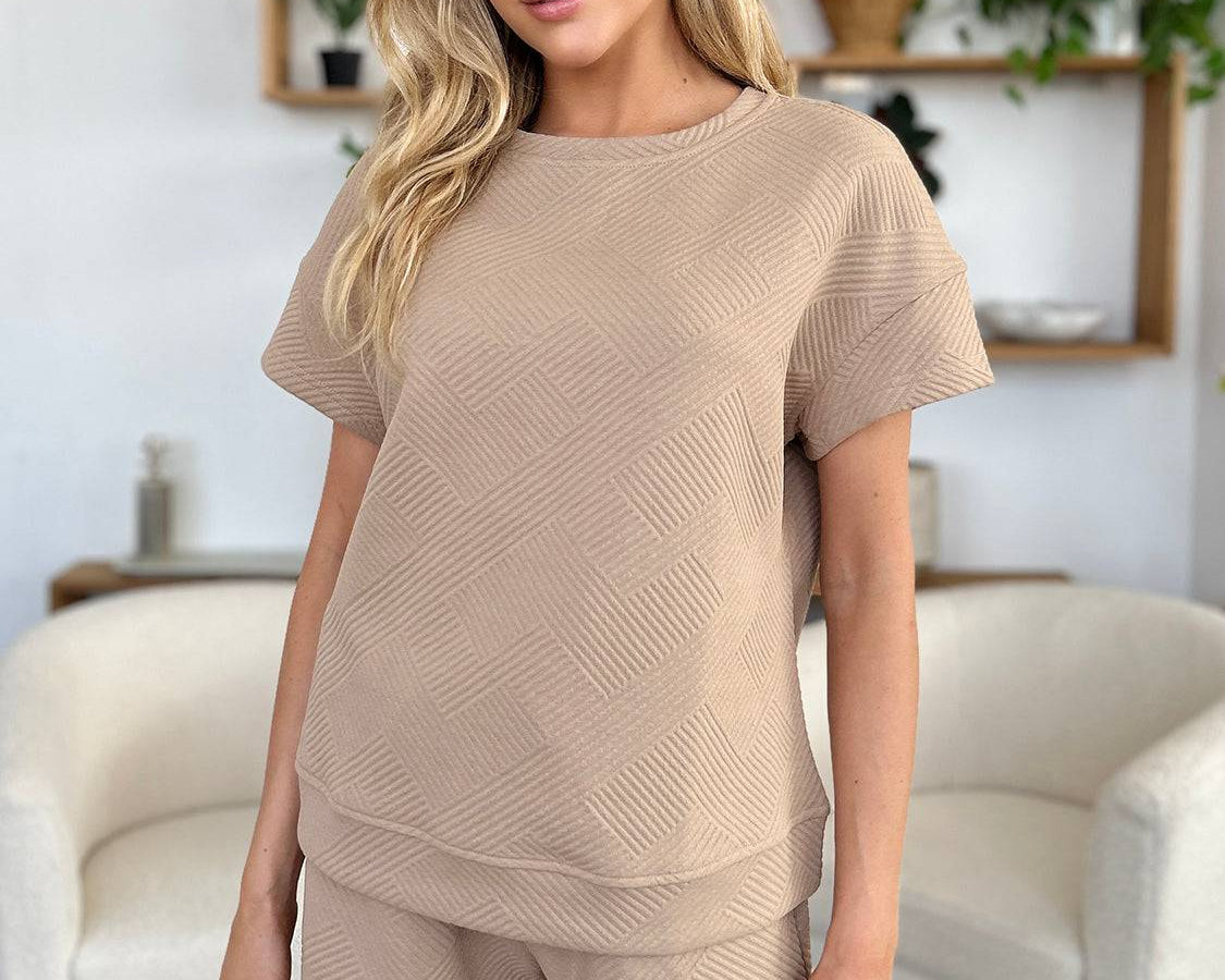 NEWYORKLISTED STYLE COLLECTION: Short Sleeve T-Shirt and Drawstring Shorts Set - NEWYORKLISTED