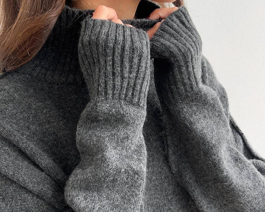 NEWYORKLISTED STYLE COLLECTION: Turtleneck Long Sleeve Top and Pants Sweater Set - NEWYORKLISTED