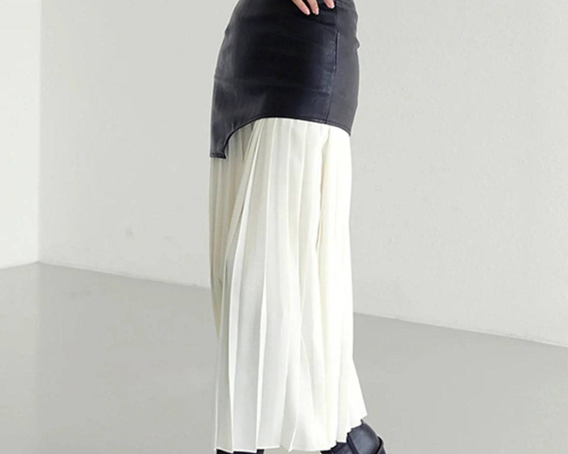 NEWYORKLISTED STYLE COLLECTION: Pleated Contrast High Rise Skirt - NEWYORKLISTED