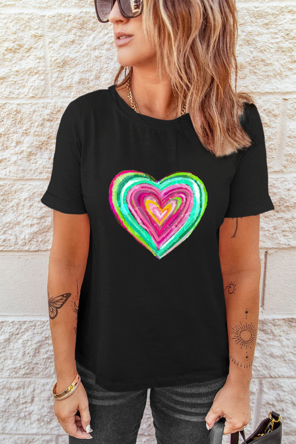 NEWYORKLISTED STYLE COLLECTION: Short Sleeve Heart T-Shirt - NEWYORKLISTED
