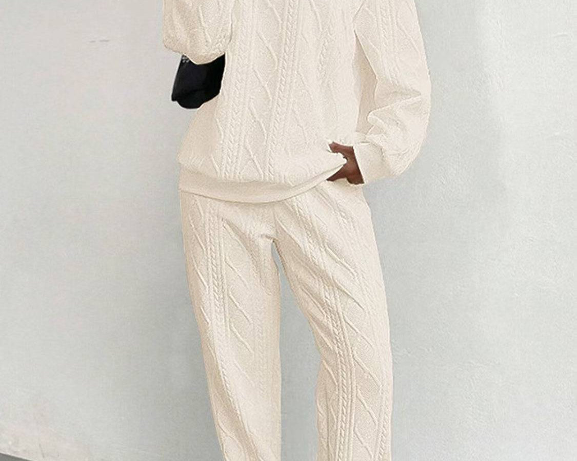 NEWYORKLISTED STYLE COLLECTION: Texture Round Neck Top and Pants Set - NEWYORKLISTED