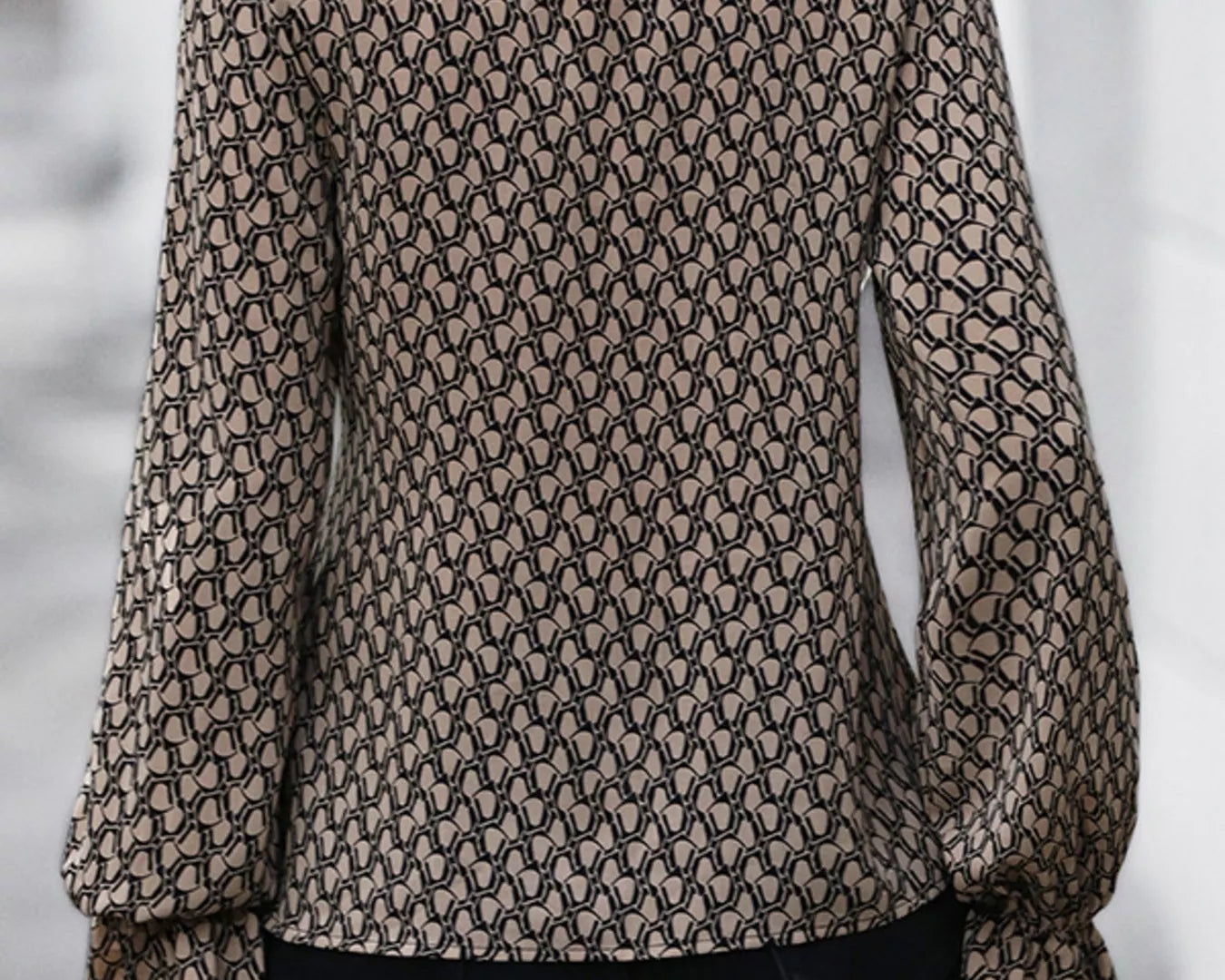 19b9c01a0a56422087844c86f9504fdb-Max-Origin