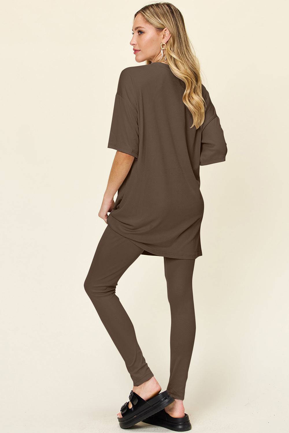 NEWYORKLISTED STYLE COLLECTION: Round Neck Dropped Shoulder T-Shirt and Leggings Set - NEWYORKLISTED