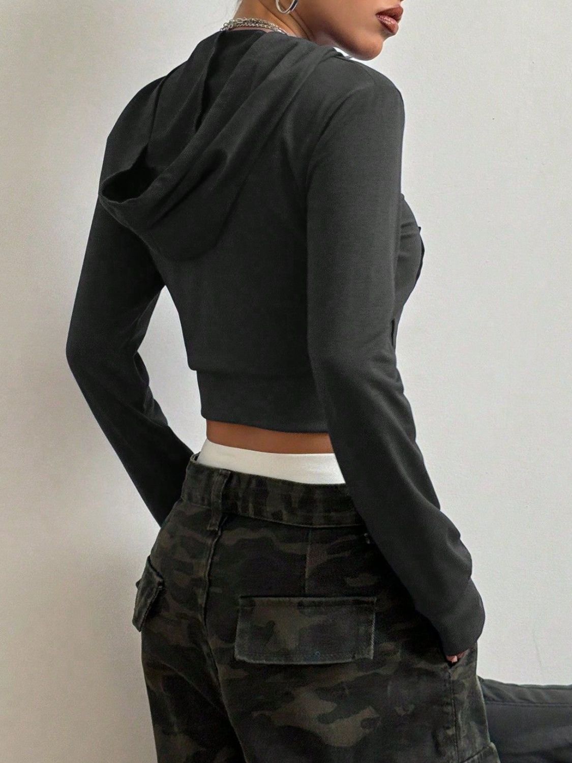 NEWYORKLISTED STYLE COLLECTION: ITALIA Letter Graphic Long Sleeve Hoodie - NEWYORKLISTED