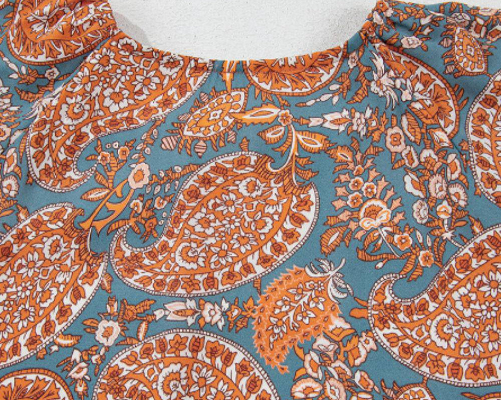 NEWYORKLISTED STYLE COLLECTION: Ruffle Hem Printed Long Sleeve Dress - NEWYORKLISTED