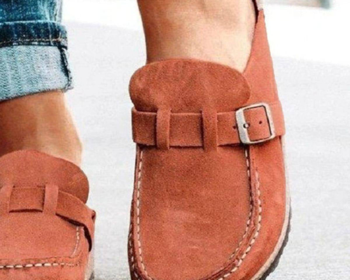 NEWYORKLISTED STYLE COLLECTION: Low Heel Buckle Loafers - NEWYORKLISTED