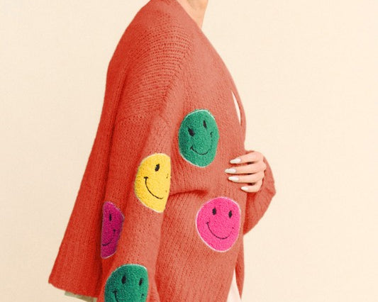 NEWYORKLISTED STYLE COLLECTION: Fuzzy Smiley Face Open-Front Cardigan - NEWYORKLISTED
