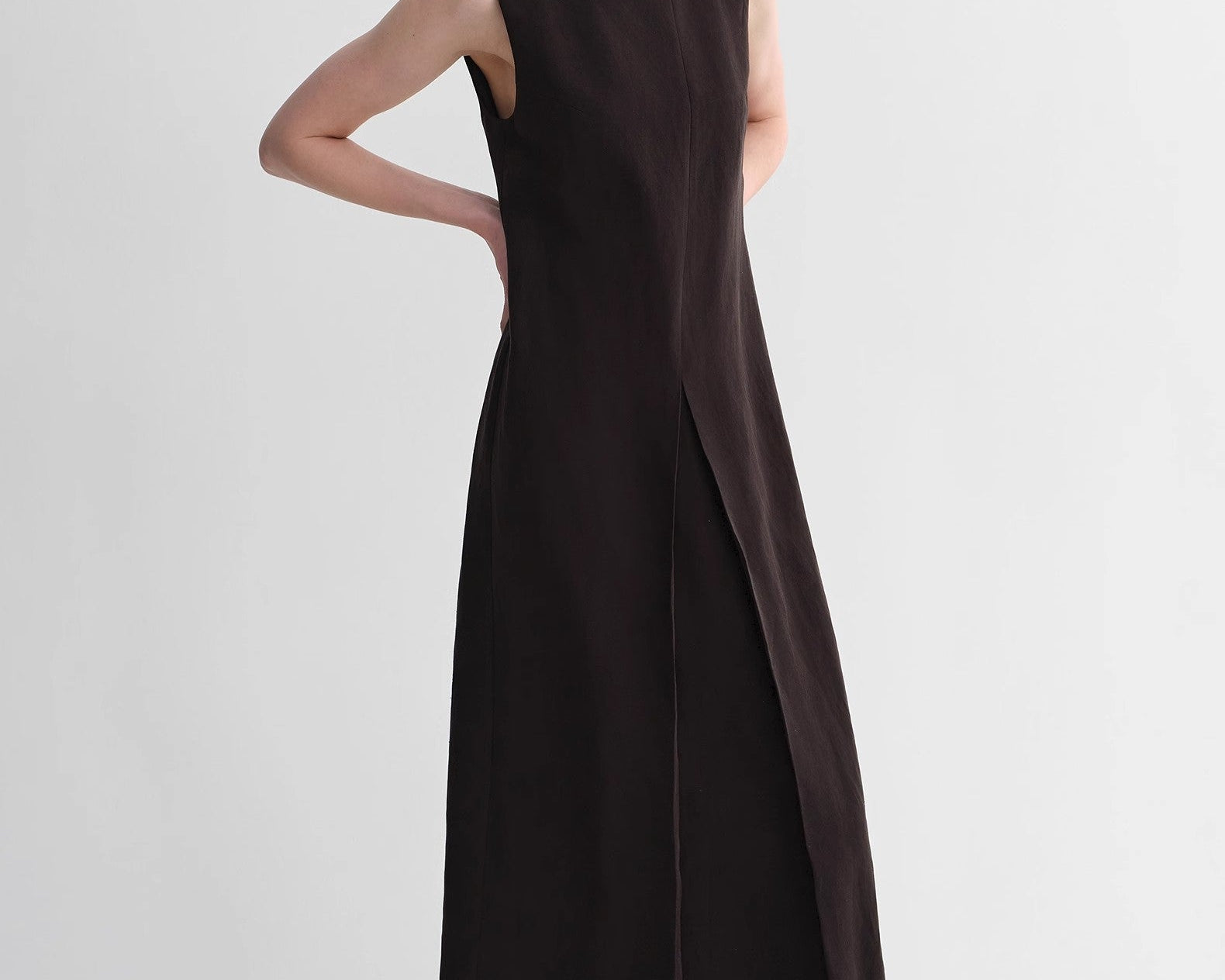 Mulberry Silk Sleeveless Round Neck Oblique Pleated A-Line White Dress - NEWYORKLISTED