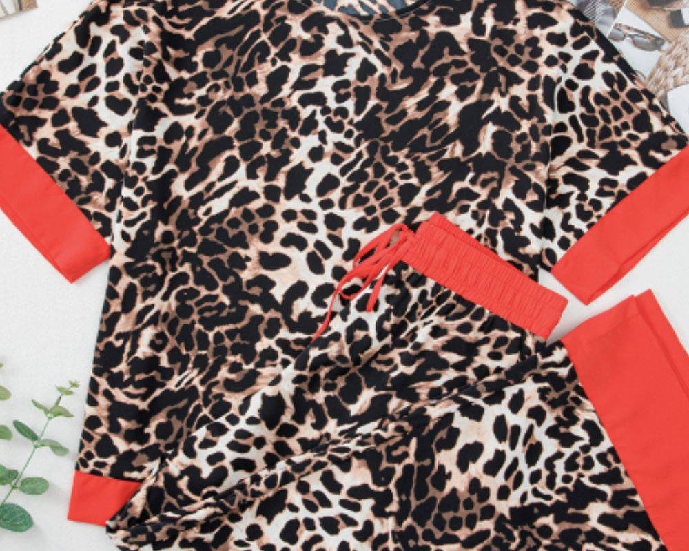NEWYORKLISTED STYLE COLLECTION: Leopard Print Silky Top and Pants Lounge Set - NEWYORKLISTED