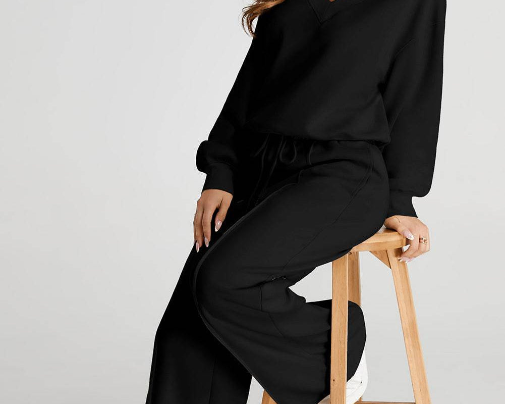 NEWYORKLISTED STYLE COLLECTION: V-Neck Long Sleeve Top and Pants Active Set - NEWYORKLISTED