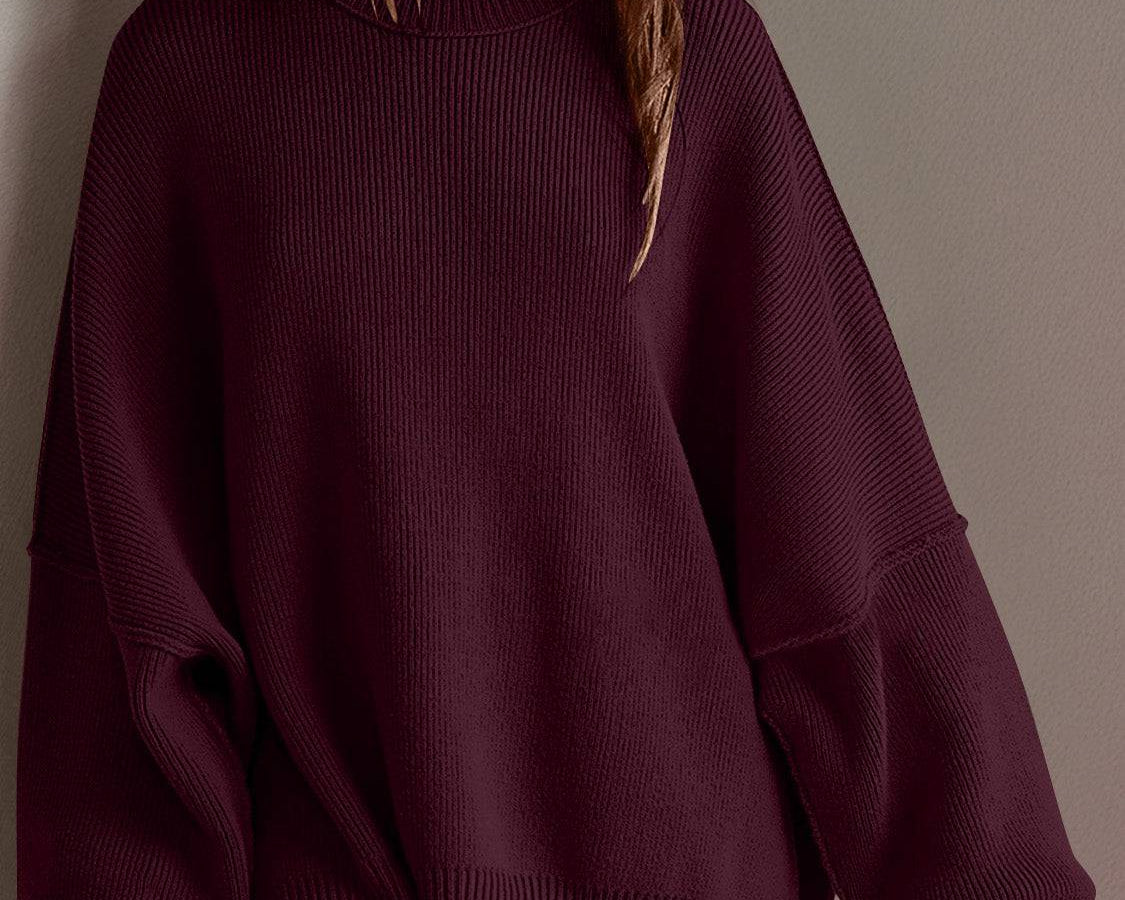 NEWYORKLISTED STYLE COLLECTION: Round Neck Long Sleeve Sweater - NEWYORKLISTED