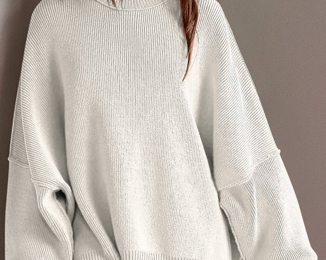 NEWYORKLISTED STYLE COLLECTION: Round Neck Long Sleeve Sweater - NEWYORKLISTED