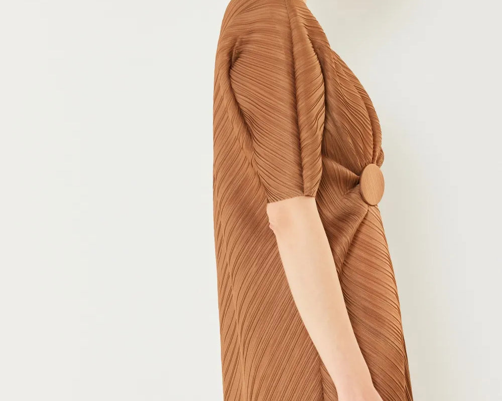 54fcae9c-1e93-434d-be3f-e4cfc39bd346-Max