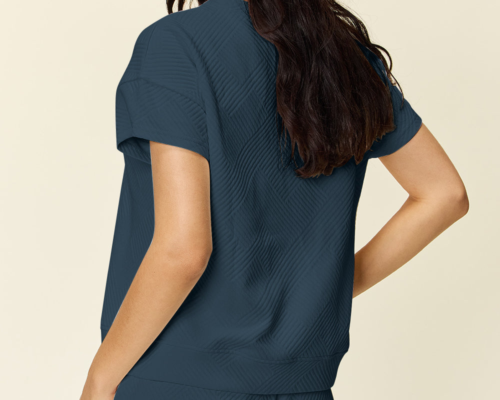 NEWYORKLISTED STYLE COLLECTION: Short Sleeve T-Shirt and Drawstring Shorts Set - NEWYORKLISTED