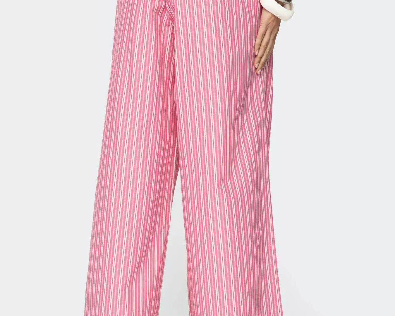 63aa885a9eb34a7990a50c91a2c70605-Max-Origin