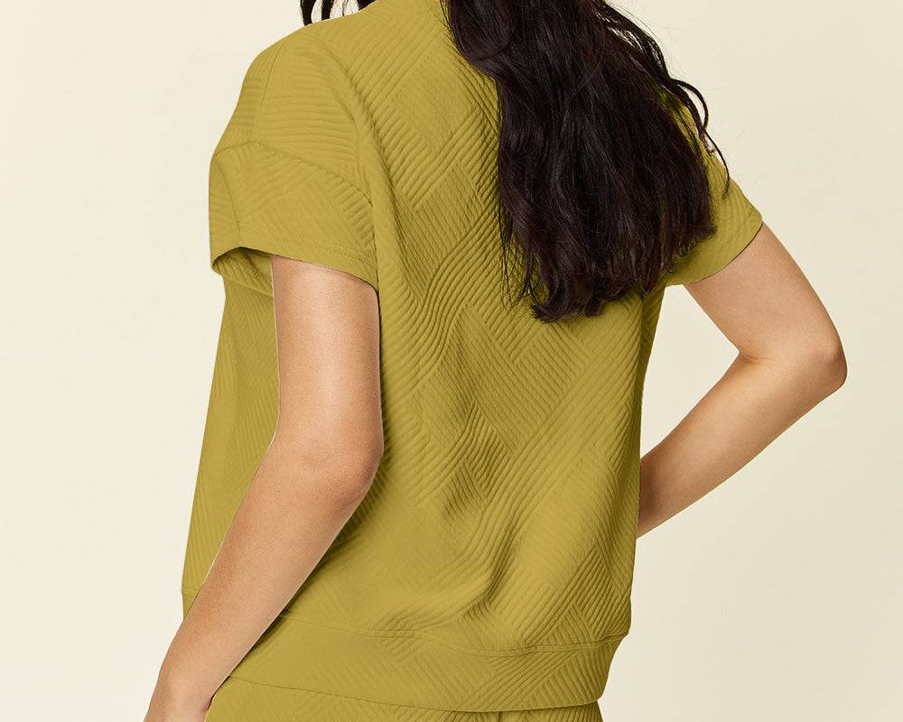 NEWYORKLISTED STYLE COLLECTION: Short Sleeve T-Shirt and Drawstring Shorts Set - NEWYORKLISTED