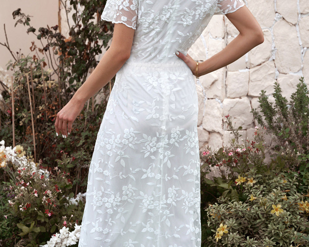 NEWYORKLISTED STYLE COLLECTION: Embroidered Short Sleeve Maxi Dress - NEWYORKLISTED