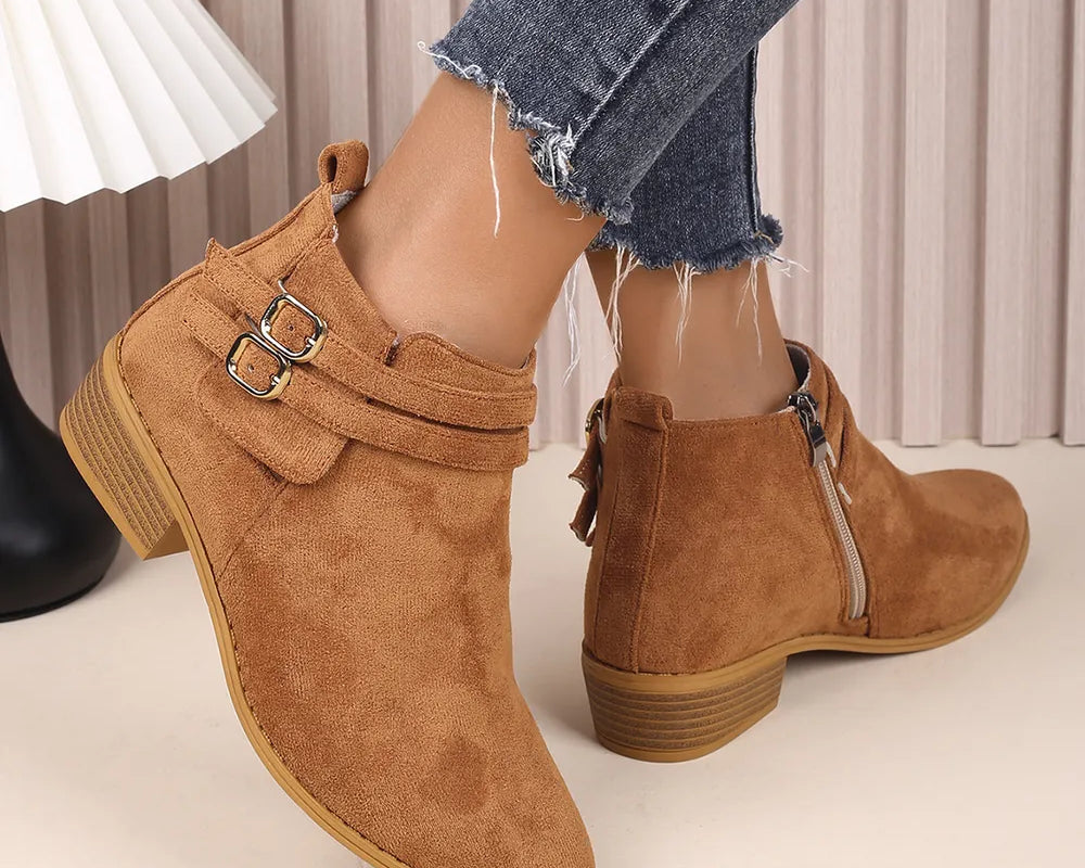 84e3b2c4-ea35-426b-9960-68fd22fc8552-Max