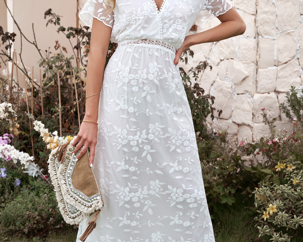 NEWYORKLISTED STYLE COLLECTION: Embroidered Short Sleeve Maxi Dress