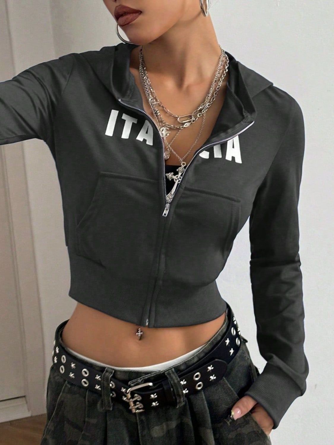 NEWYORKLISTED STYLE COLLECTION: ITALIA Letter Graphic Long Sleeve Hoodie - NEWYORKLISTED