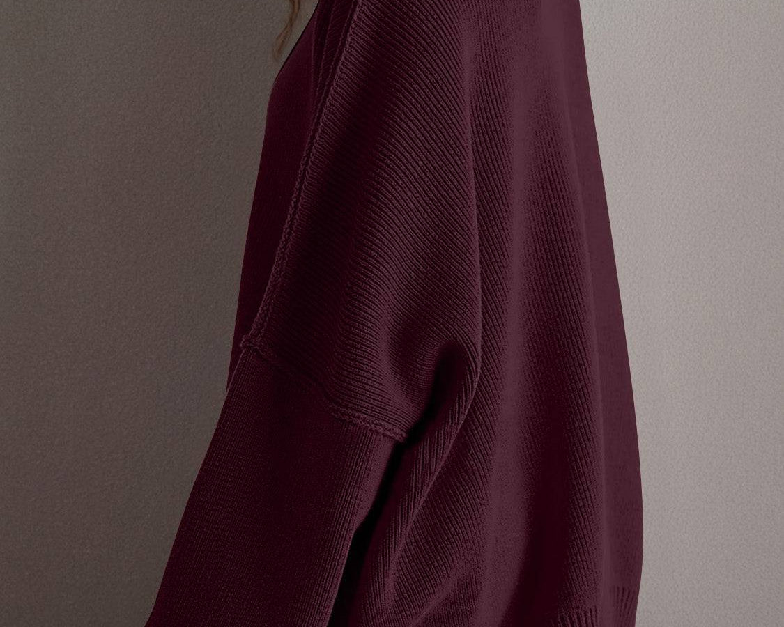 NEWYORKLISTED STYLE COLLECTION: Round Neck Long Sleeve Sweater - NEWYORKLISTED