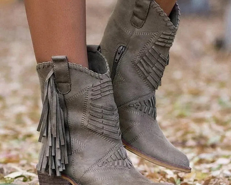 2022 Women Boots Western Cowgirl Fringe Boots Vintage Motorcycle Riding Boots Thick High Heel Leather Plus Size Chaussure Femme - NEWYORKLISTED