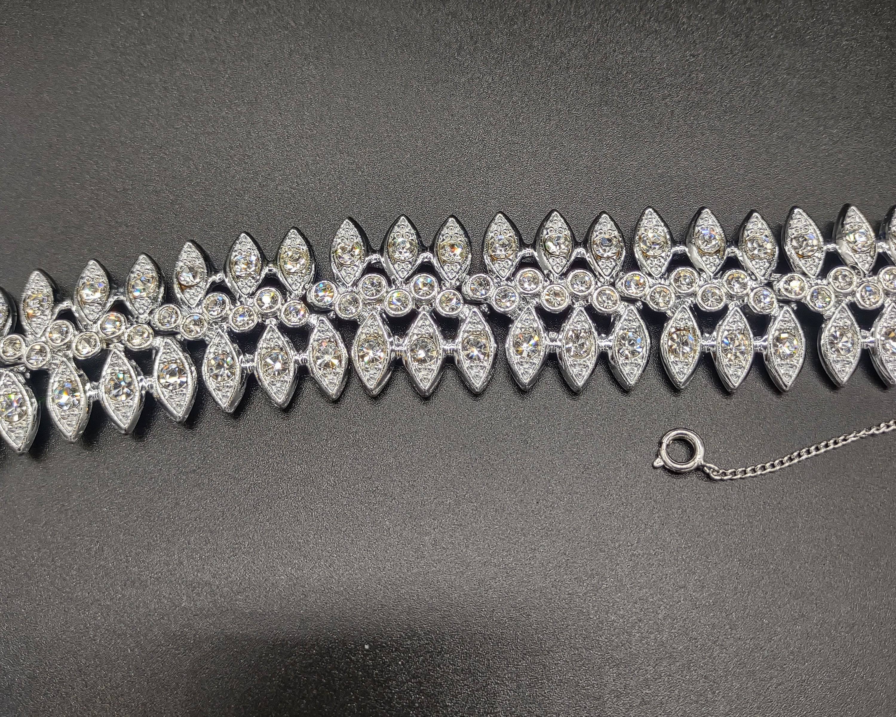 NEWYORKLISTED - Gorgeous Vintage Rhinestone Bracelet by Sarah Coventry - NEWYORKLISTED