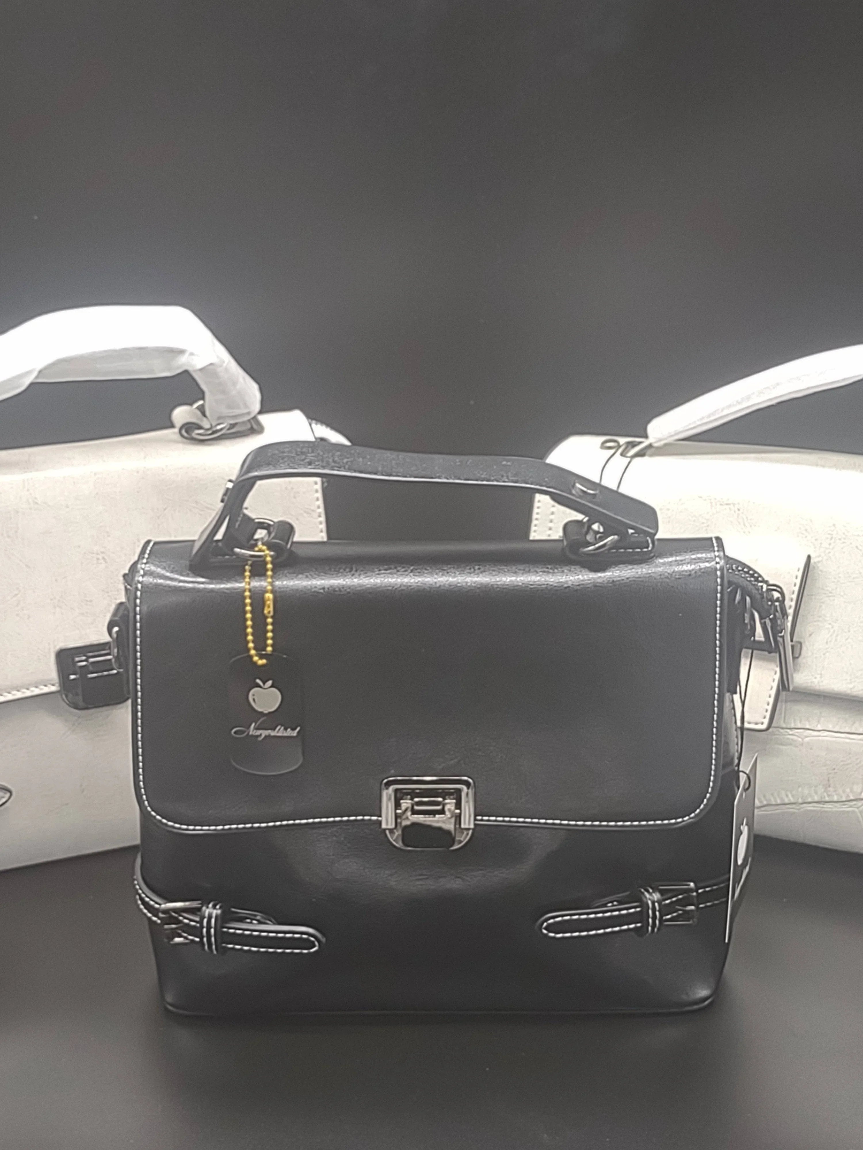 NEWYORKLISTED - Black Leather Handbag - The Michele! - NEWYORKLISTED