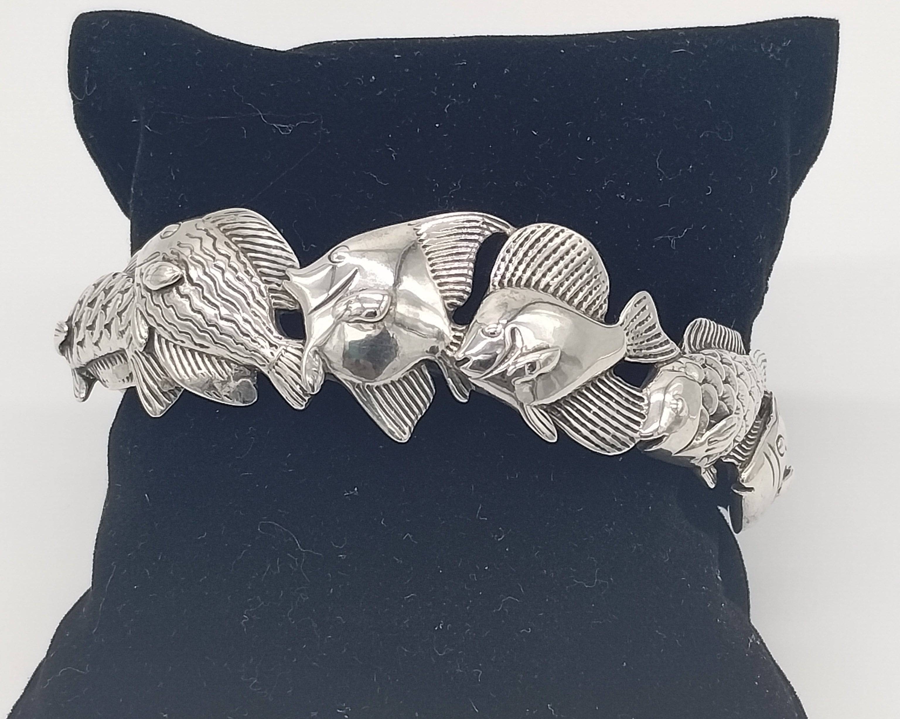 NEWYORKLISTED - Exquisite Vintage Sterling Silver Fish Bracelet! - NEWYORKLISTED