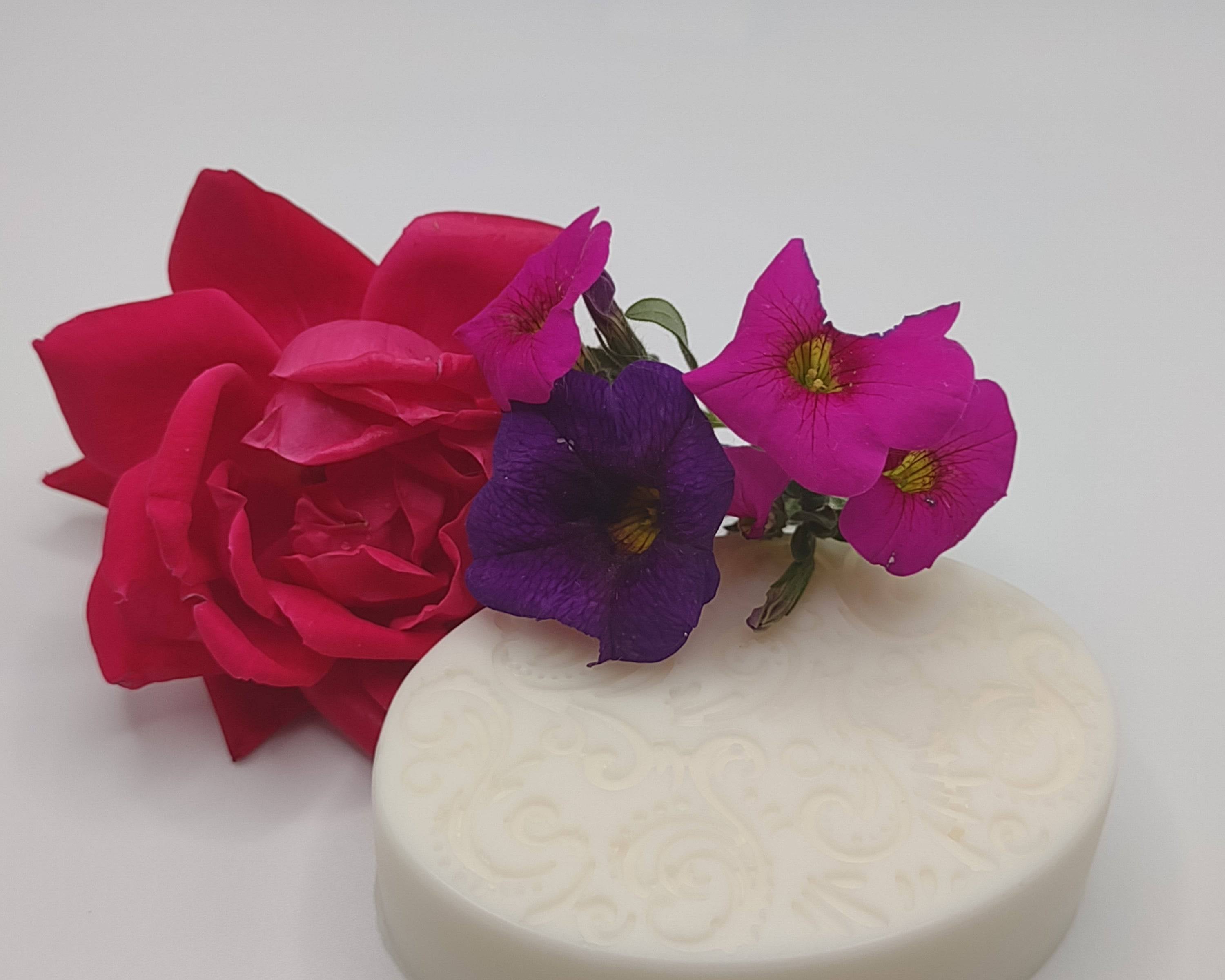 AMLA NATURALS Opulence Essence Coconut Milk Soap - NEWYORKLISTED