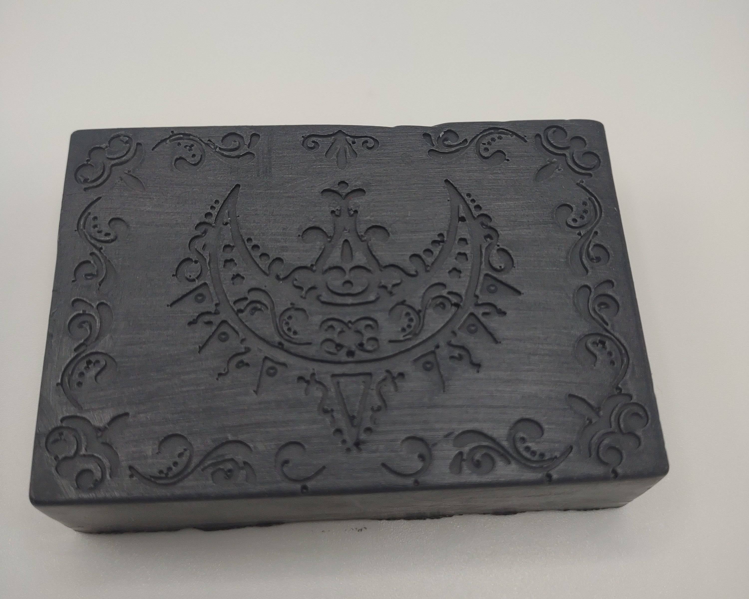 AMLA NATURALS Opulence Essence Soap Black Night Soap - NEWYORKLISTED