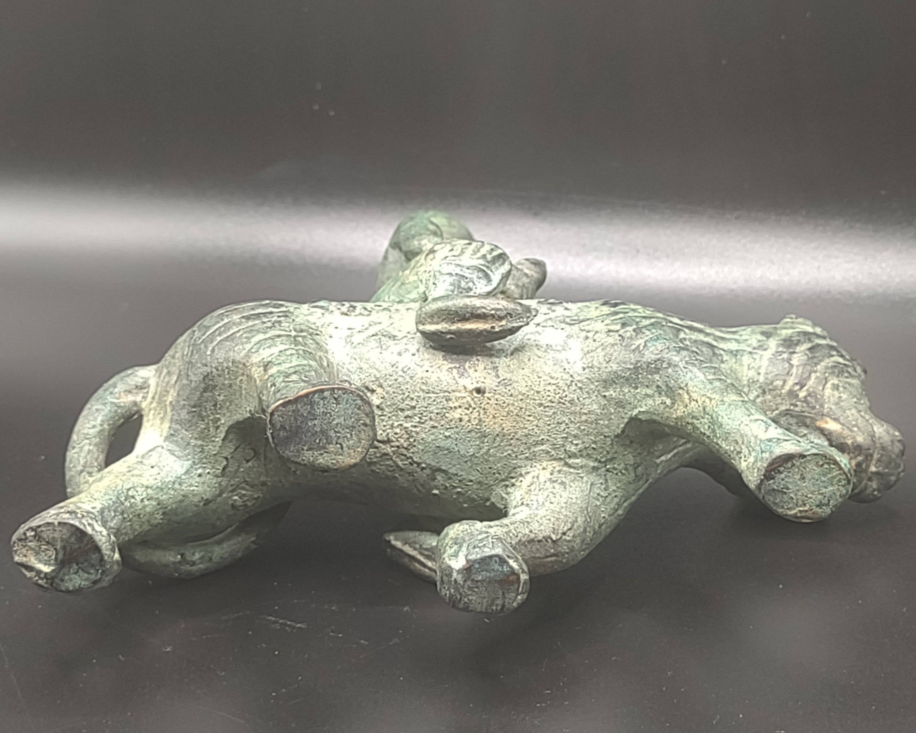 NEWYORKLISTED UNIQUE FINDS 19th Century Bronze Thai Buddha Riding a Tiger with Falcon - NEWYORKLISTED