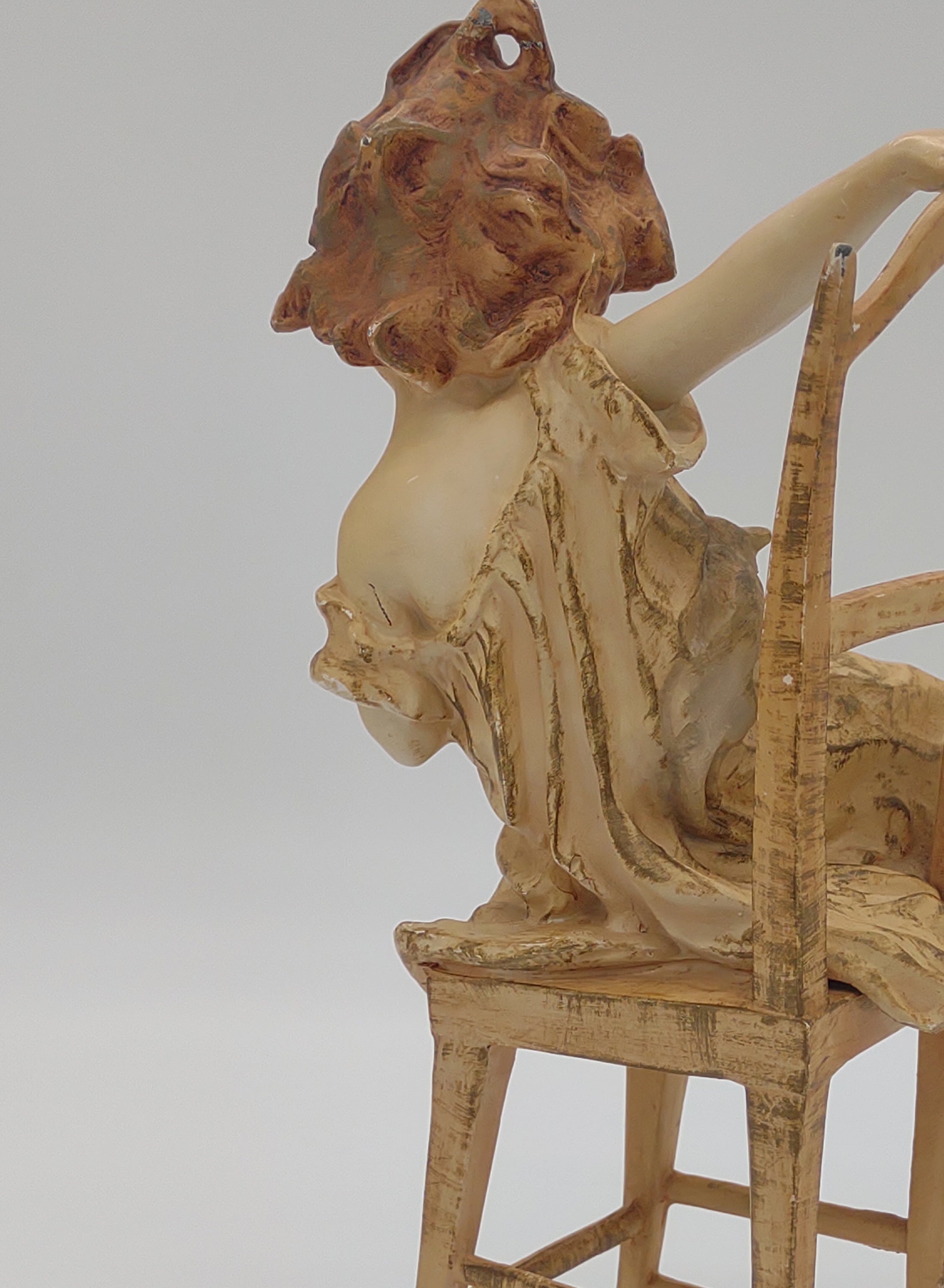 NEWYORKLISTED UNIQUE FINDS COLLECTION: Vintage Juan Clara Figurine: Girl on Chair with Cats – Rare and Original Artwork - NEWYORKLISTED