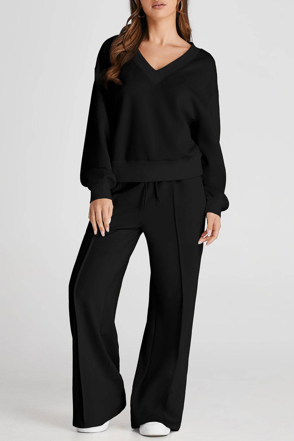 NEWYORKLISTED STYLE COLLECTION: V-Neck Long Sleeve Top and Pants Active Set - NEWYORKLISTED