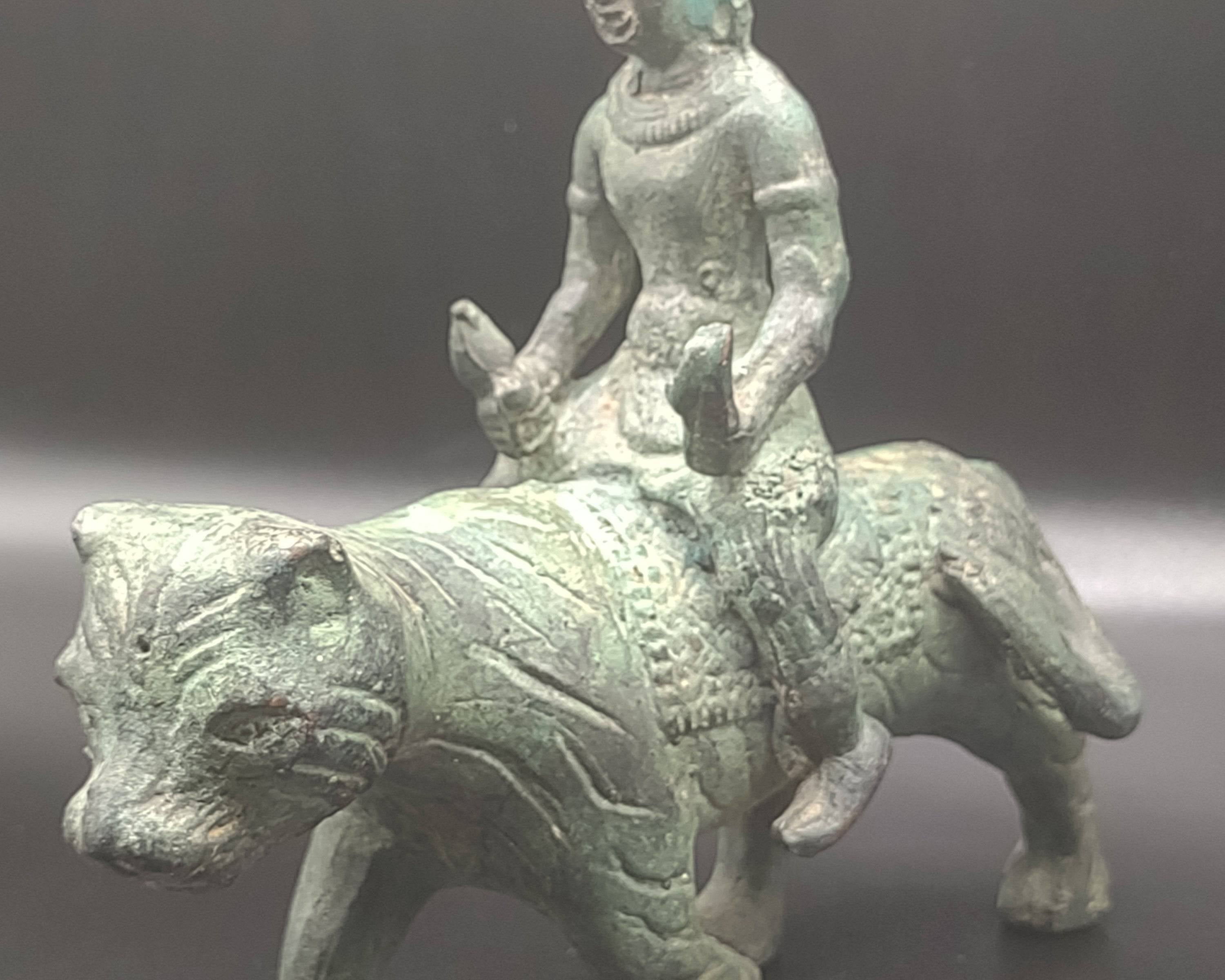 NEWYORKLISTED UNIQUE FINDS 19th Century Bronze Thai Buddha Riding a Tiger with Falcon - NEWYORKLISTED