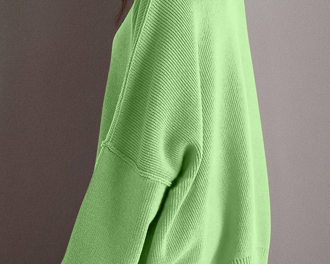 NEWYORKLISTED STYLE COLLECTION: Round Neck Long Sleeve Sweater - NEWYORKLISTED