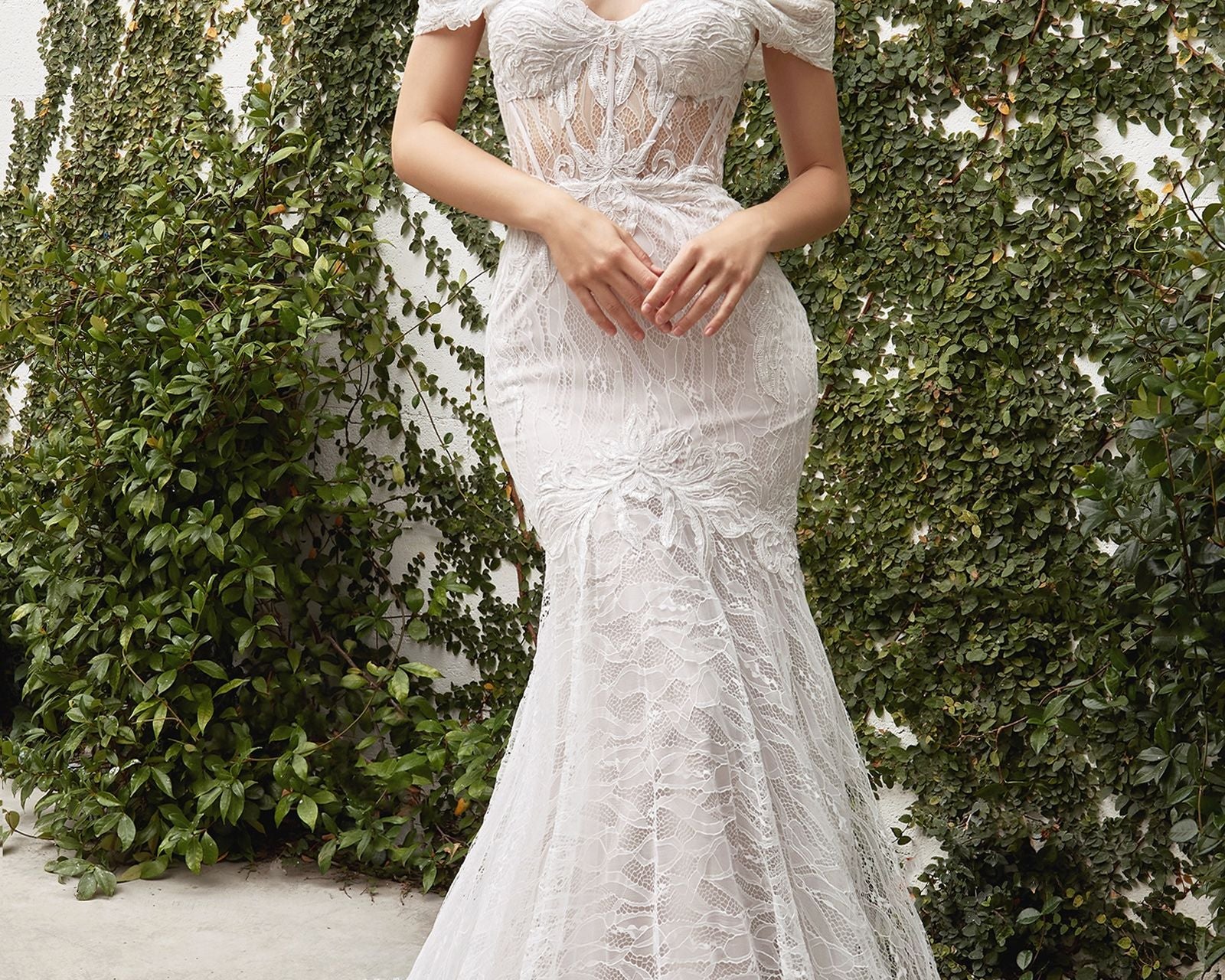 Jolie Lace Bridal Gown-4
