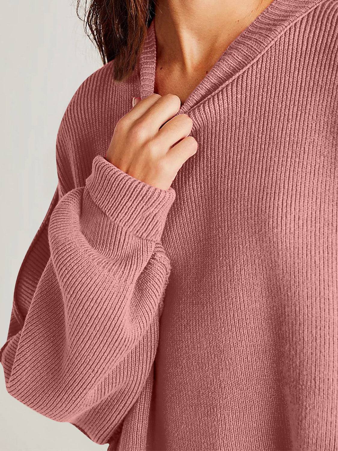 NEWYORKLISTED STYLE COLLECTION: Round Neck Long Sleeve Sweater - NEWYORKLISTED