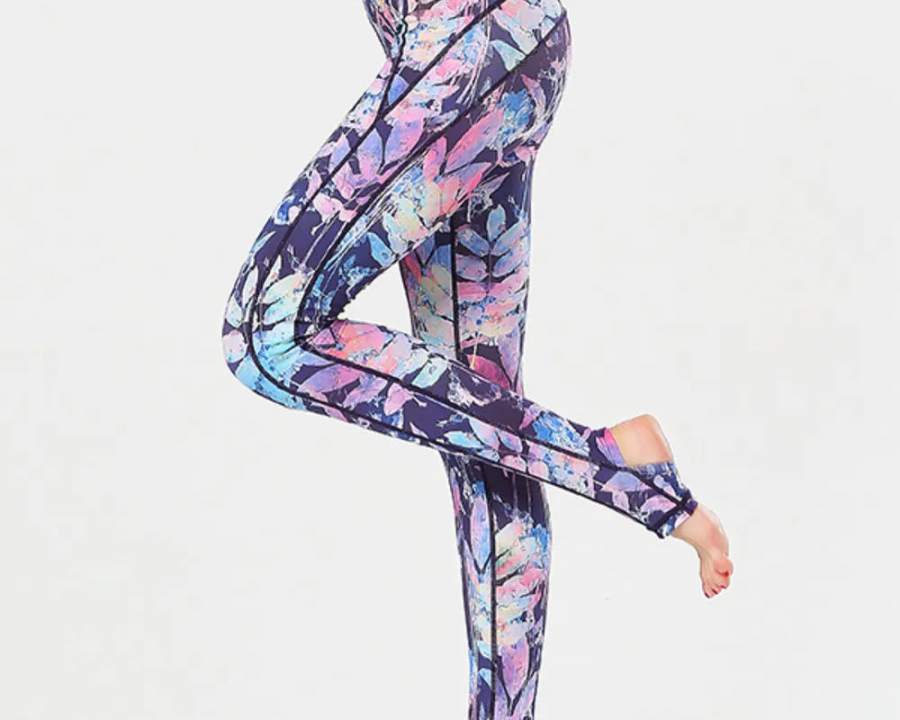NEWYORKLISTED ACTIVEWEAR COLLECTION: Multicolored patterned leggings worn by a person on a white background