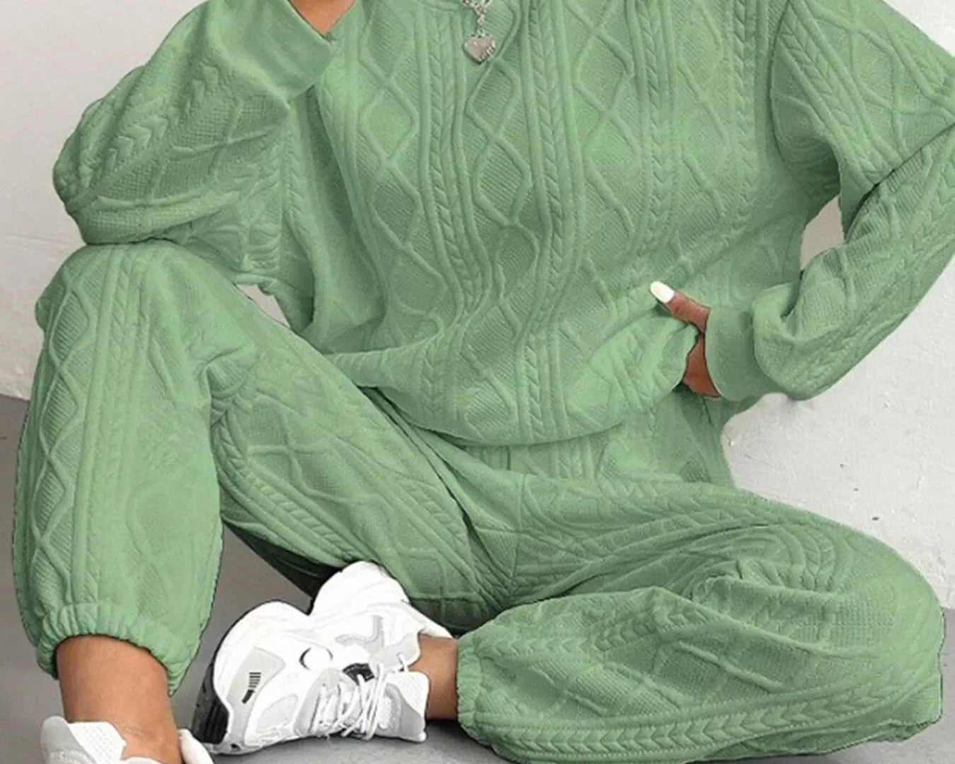 c70b60c9ed504a8d928640a0d6f67516-Max-Origin