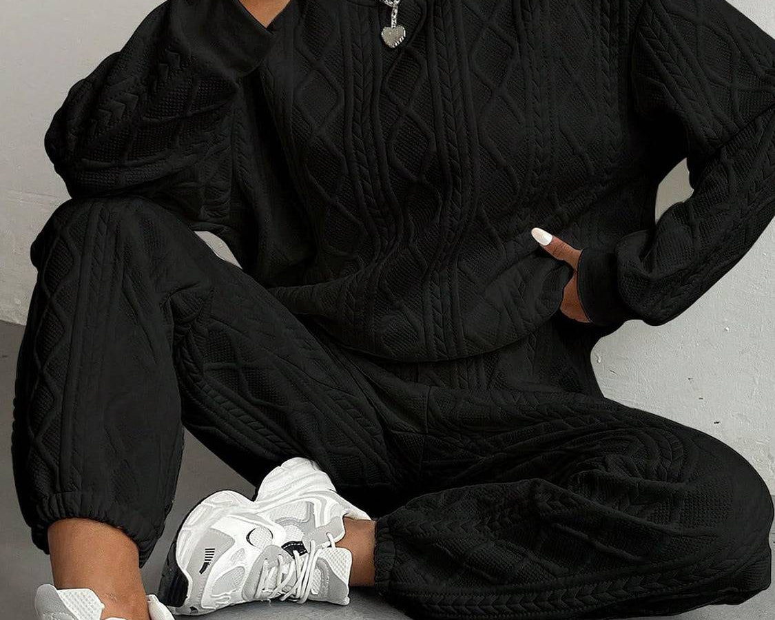 NEWYORKLISTED STYLE COLLECTION: Texture Round Neck Top and Pants Set - NEWYORKLISTED