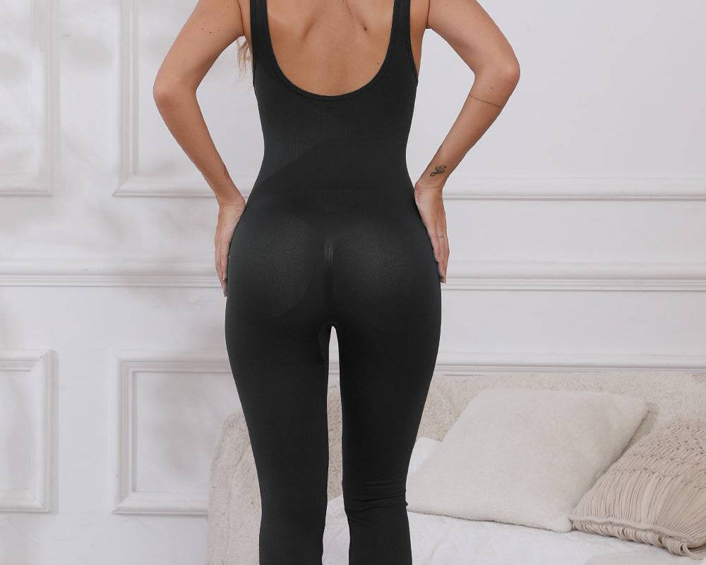 NEWYORKLISTED STYLE COLLECTION: Scoop Neck Wide Strap Active Jumpsuit - NEWYORKLISTED