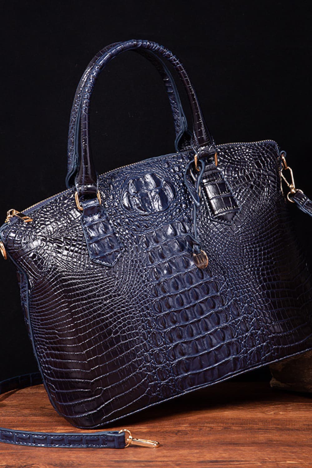 NEWYORKLISTED STYLE COLLECTION: Vegan Leather Crocodile Pattern Handbag - NEWYORKLISTED
