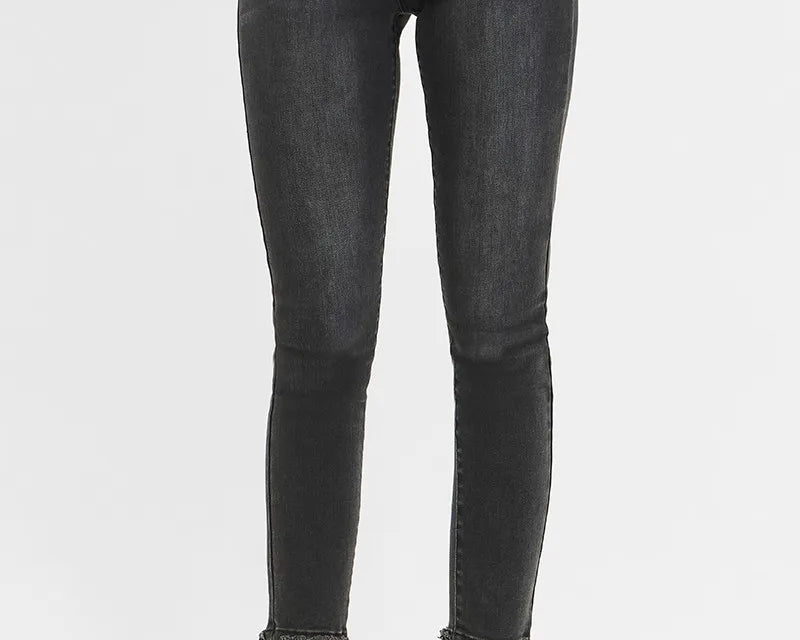 f053106adeb54af6a57670e5f94bd58b-Max-Origin