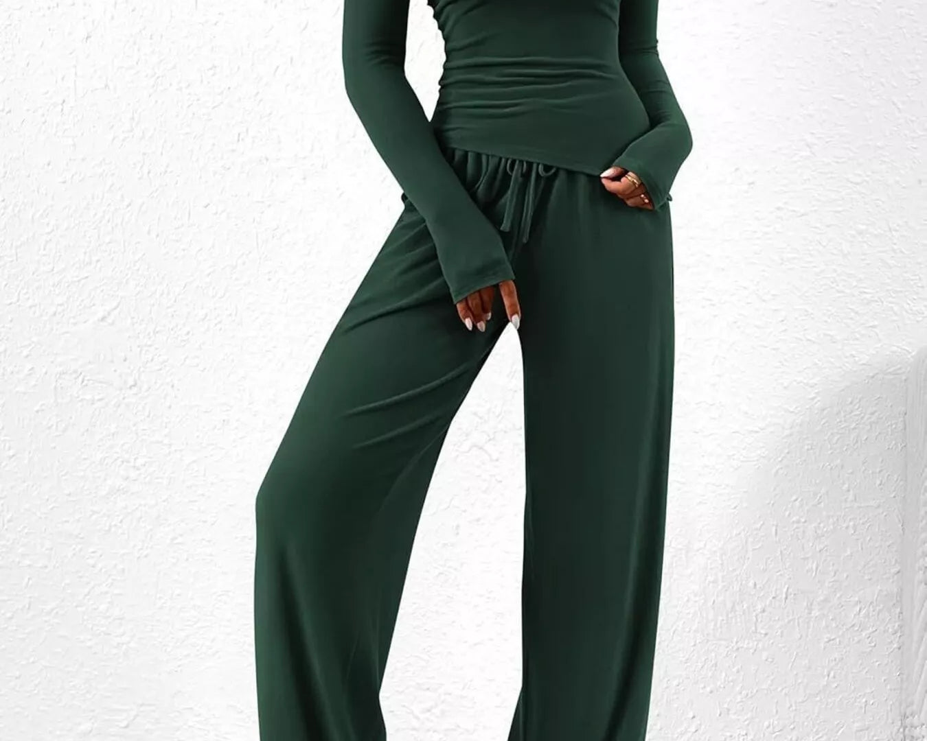 NEWYORKLISTED COMFORT COLLECTION: Long Sleeve Top and Wide Leg Pants Set: Green jumpsuit worn by a person on a white background