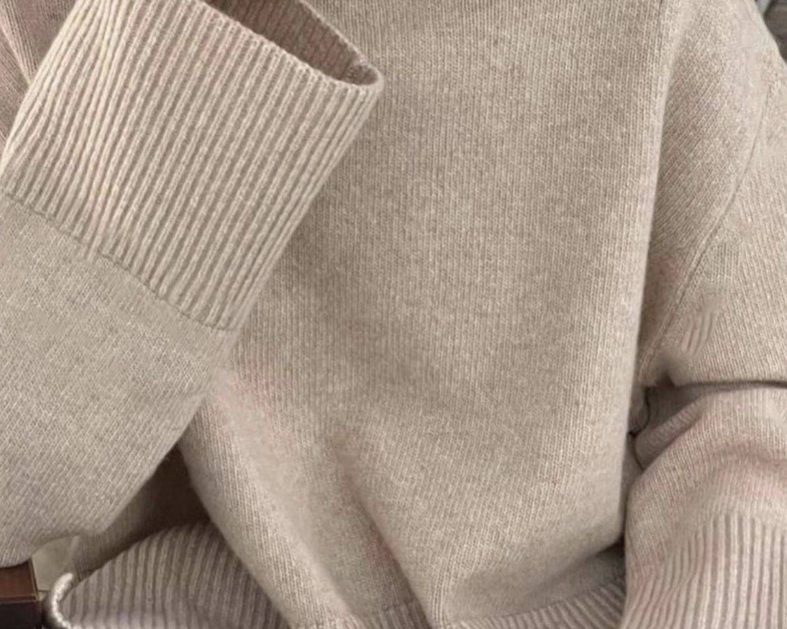 NEWYORKLISTED STYLE COLLECTION: Turtleneck Drop Shoulder Sweater - NEWYORKLISTED