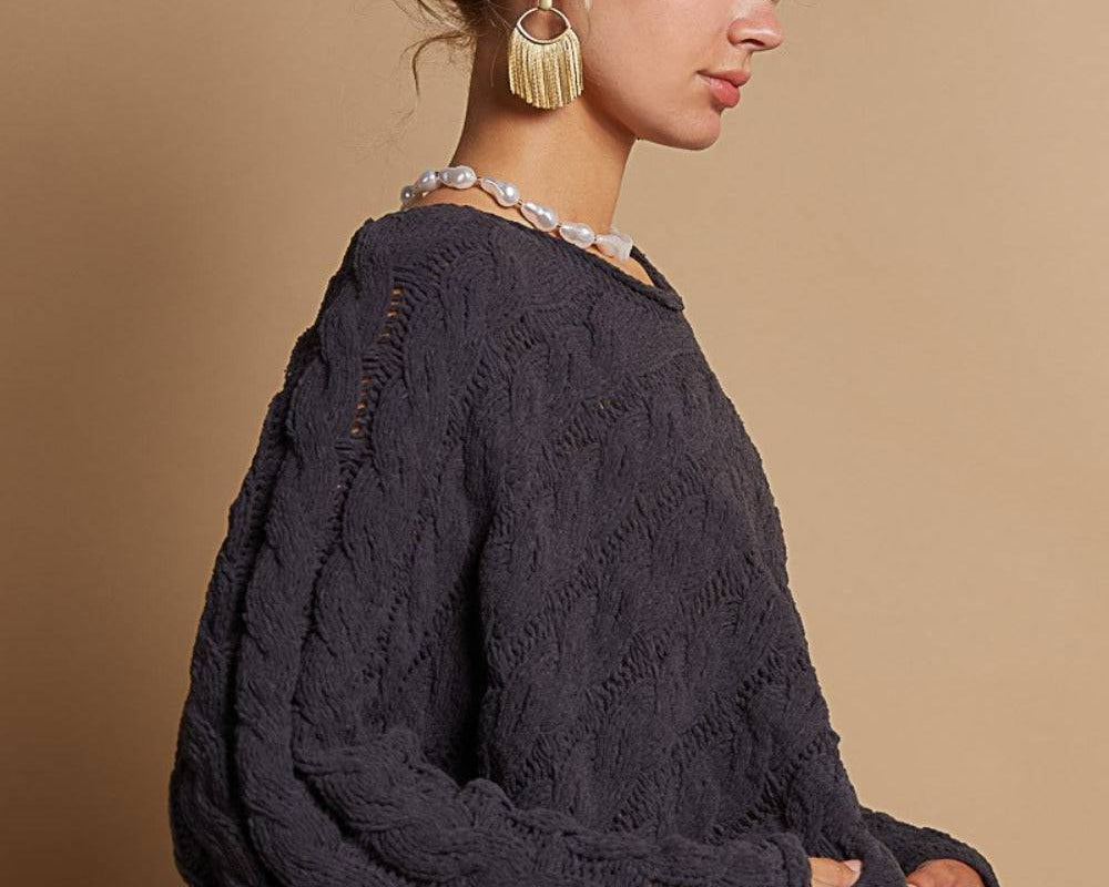 NEWYORKLISTED STYLE COLLECTION: Round Neck Cable Knit Cropped Sweater - NEWYORKLISTED